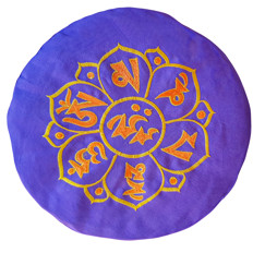 Zeige Details für Yogakissen Om Mani Padme Hum Bild von Yogakissen Om Mani Padme Hum
