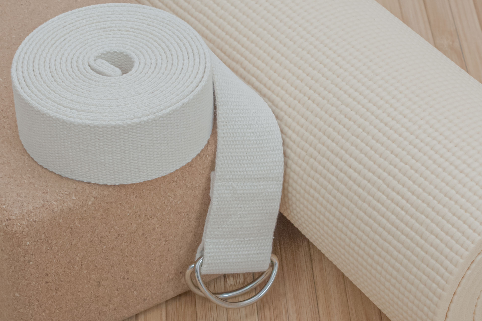 Yogagurt - Intensiviere Deine Asanas & Dehnungen | Das Beste Hilfsmittel für Anfänger & Profis Yogagurt - Intensiviere Deine Asanas & Dehnungen | Das Beste Hilfsmittel für Anfänger & Profis