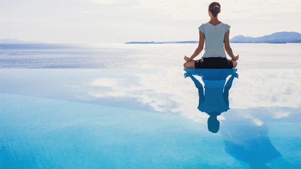 Der Lotussitz Wird Im Yoga Auch Padmasana Genannt