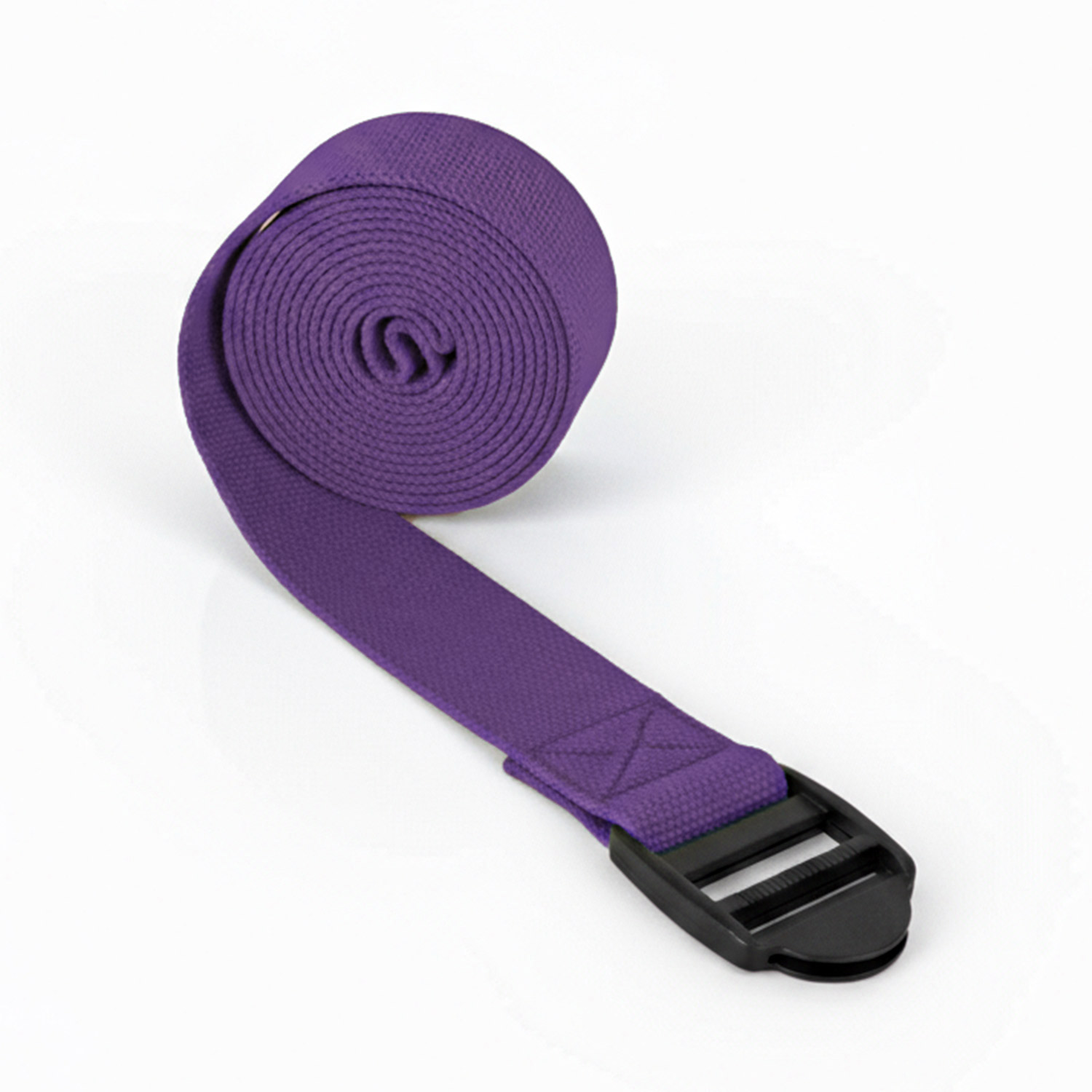 Ein lila Yoga-Gurt, der aufgerollt ist und eine schwarze Schnalle hat.