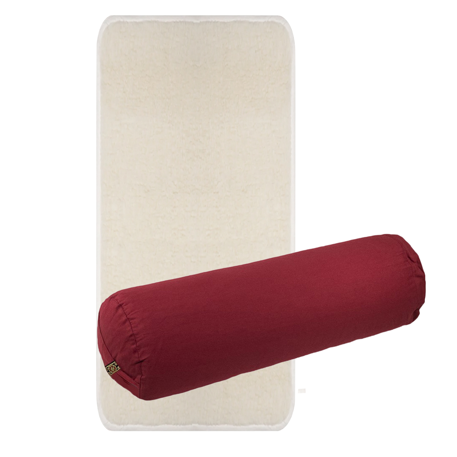 Rote zylindrische Bolsterrolle liegt schräg auf einer hellen rechteckigen Matte