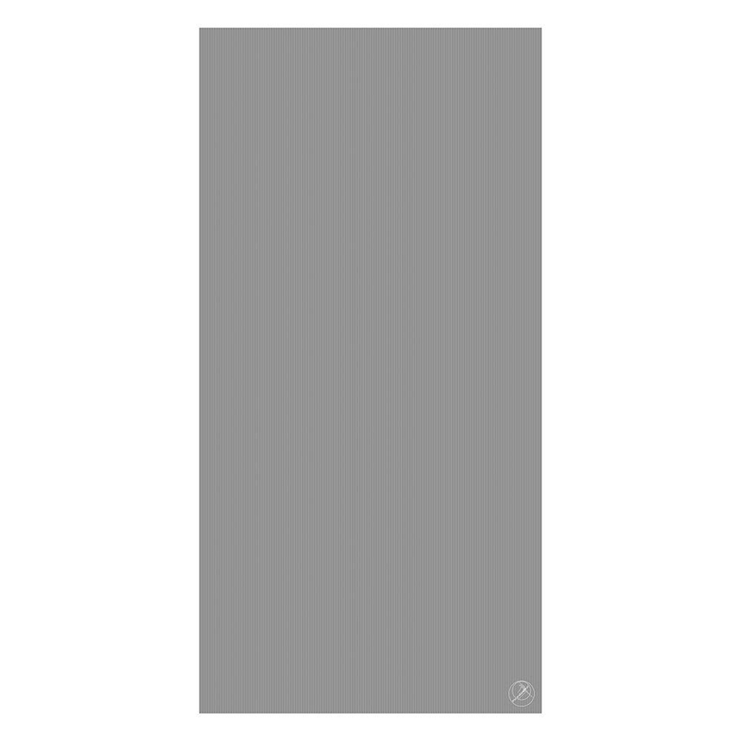 Graue rechteckige Fläche mit feinen vertikalen Linien und kleinem Logo unten rechts