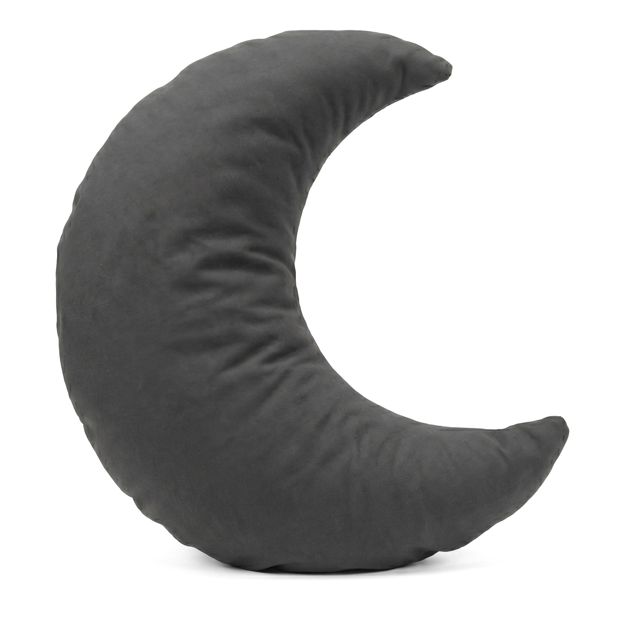 Ein mondförmiges, dunkelgraues Kissen in Sichelform