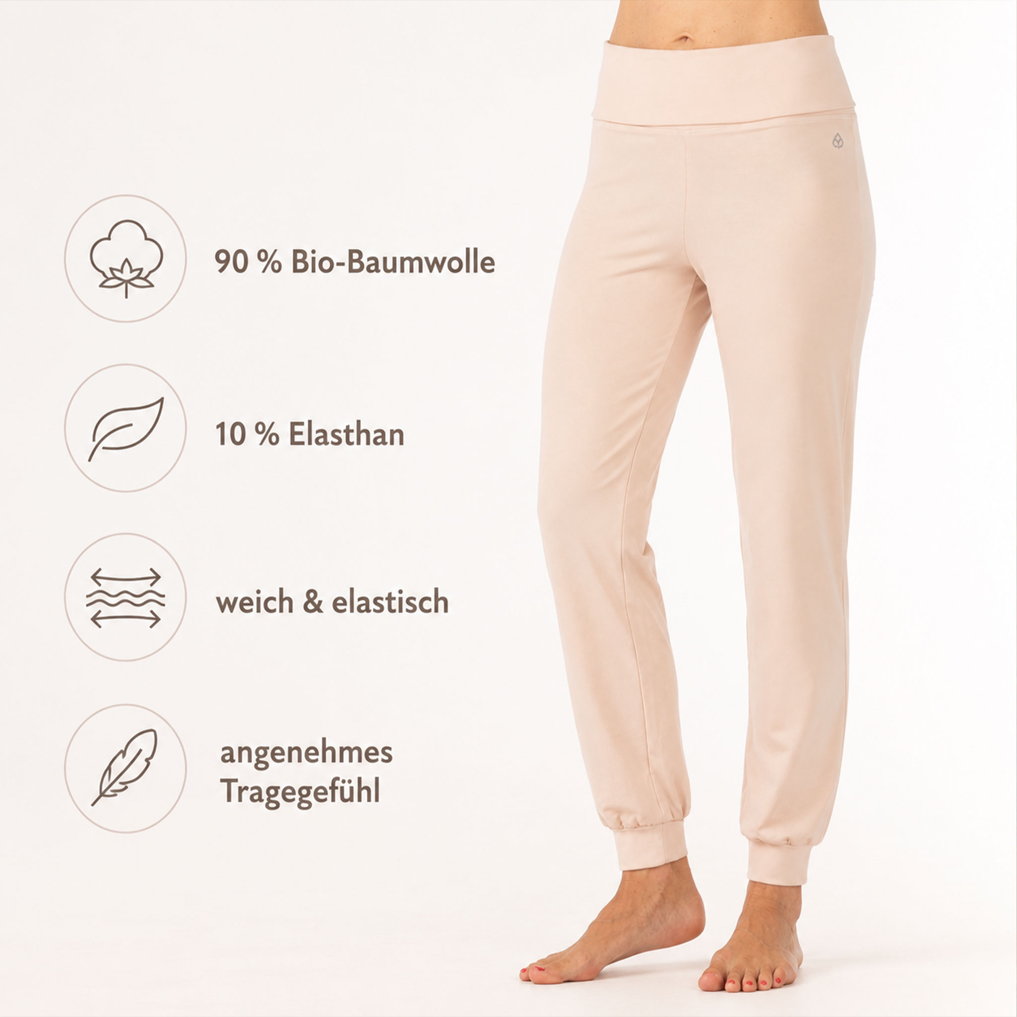 Hellbeige Damenhose aus 90 Prozent Bio-Baumwolle und 10 Prozent Elasthan mit weichem, elastischem Material und angenehmem Tragegefühl