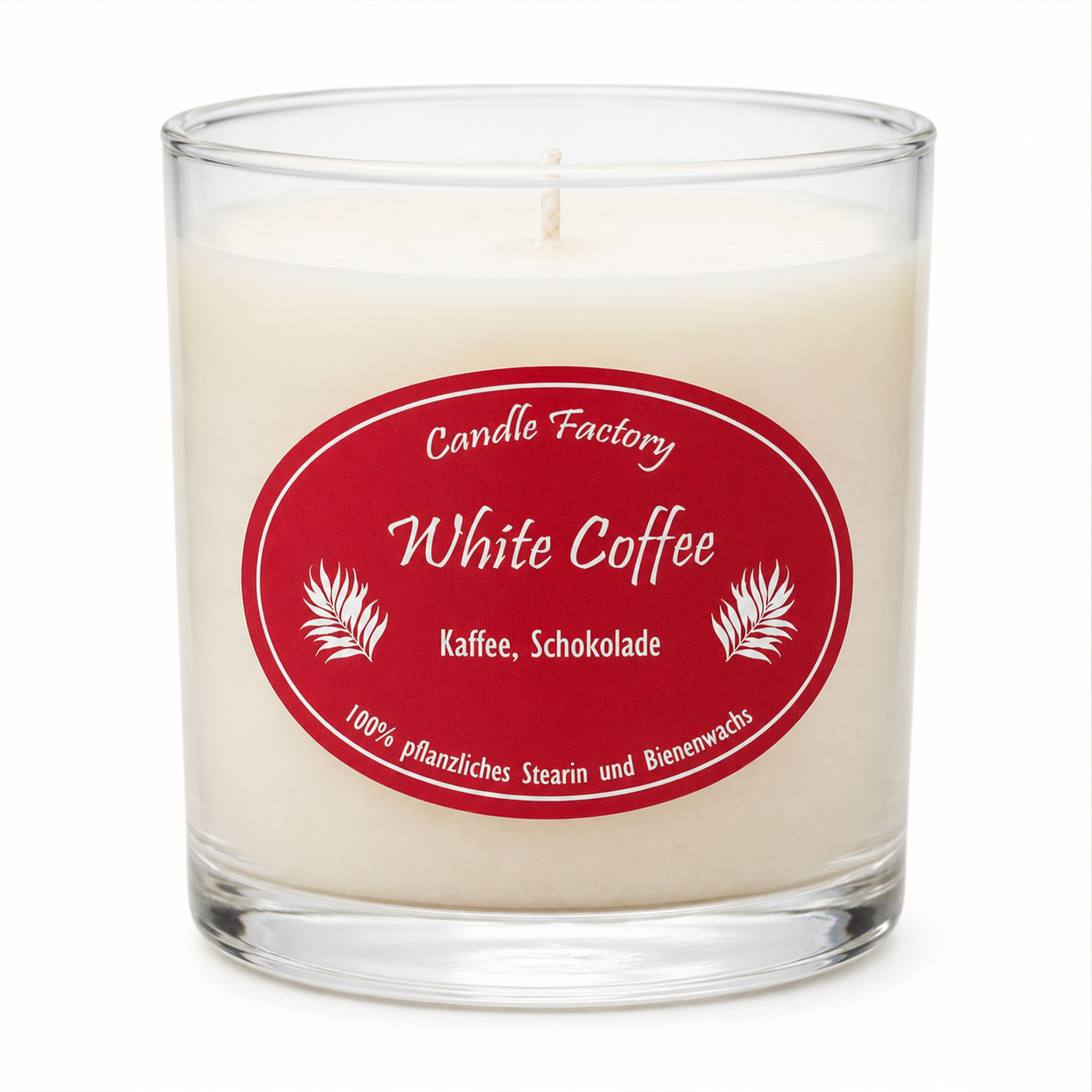 Weiße Duftkerze im Glas mit rotem Etikett der Marke Candle Factory, Duftnote Kaffee und Schokolade
