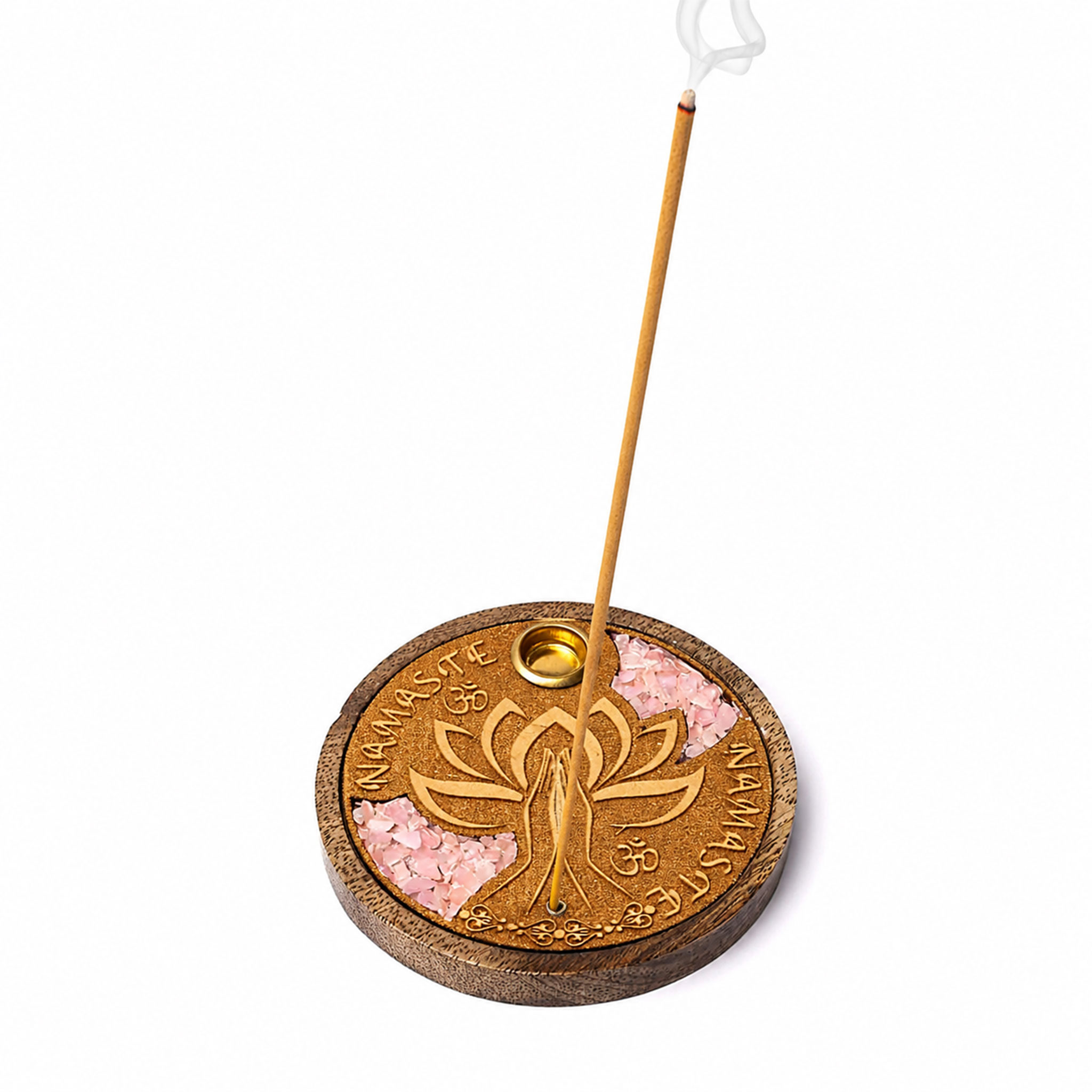 Runder Räucherstäbchenhalter aus Holz mit Lotus-Motiv, Schriftzug Namaste und brennendem Räucherstäbchen