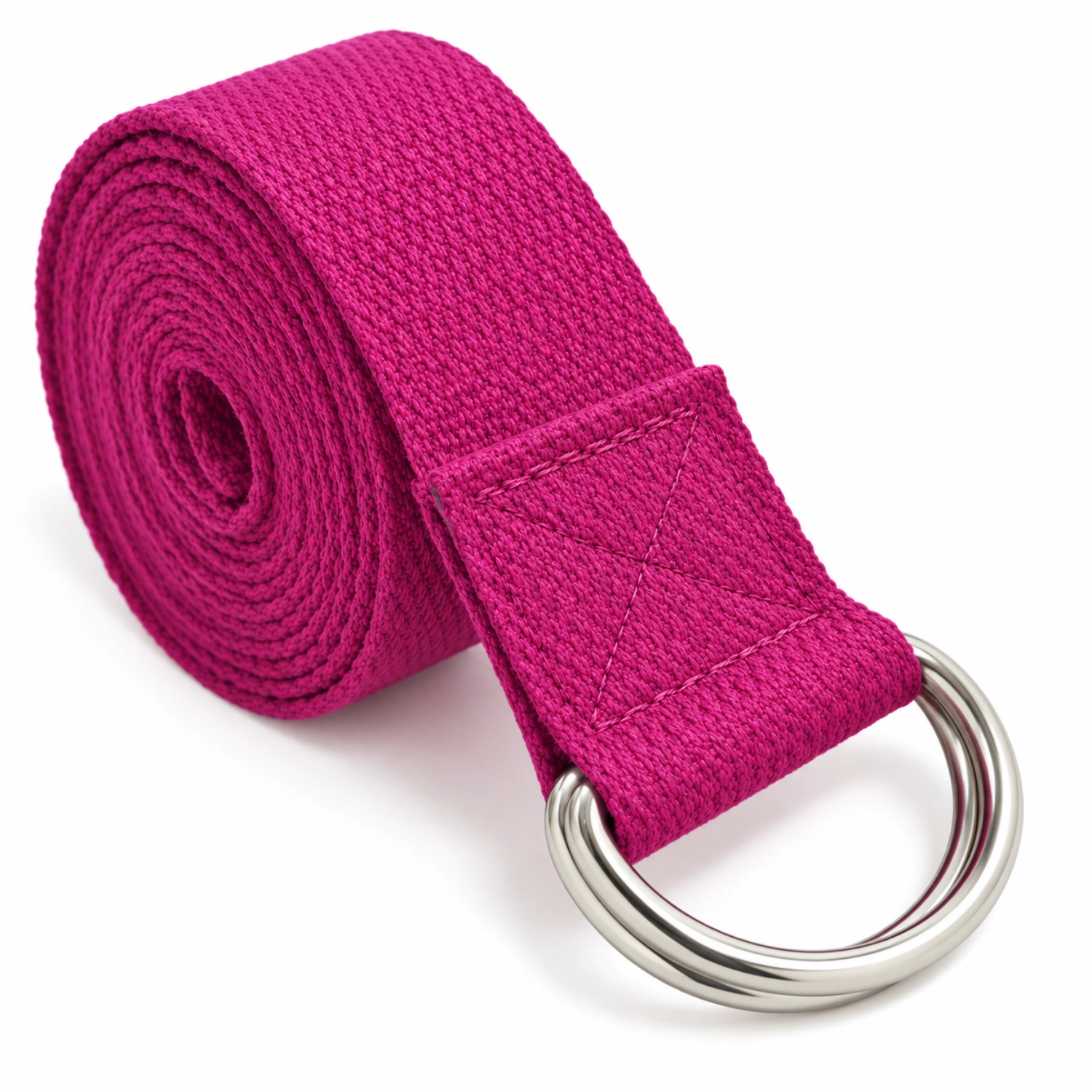 Aufgerollter pinker Stoffgürtel mit zwei silberfarbenen Metallringen als Verschluss auf weißem Hintergrund.